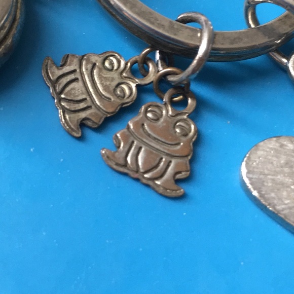 🖤Vtg heart locket & Angel charms keychain - Picture 6 of 12